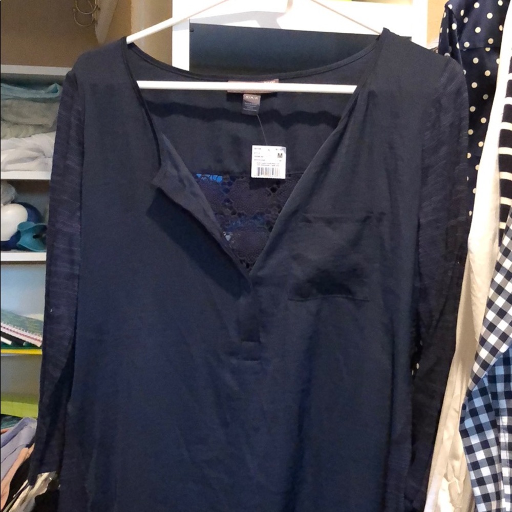 NWT Pea in the pod maternity blouse